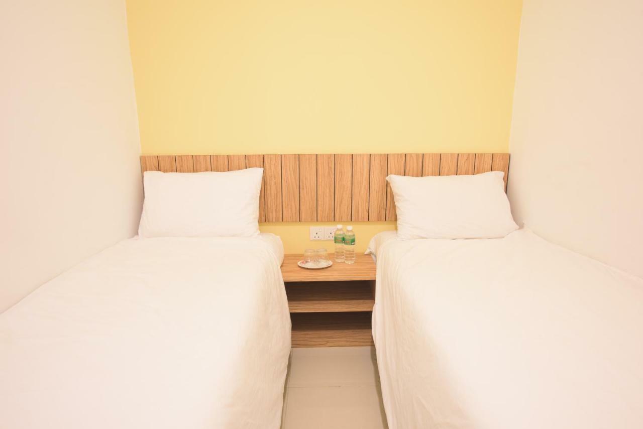 Ltl Guesthouse Джохор Бахру Екстериор снимка